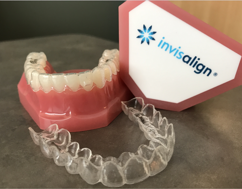 Американская Align Technology приостановила поставки элайнеров Invisalign в Россию