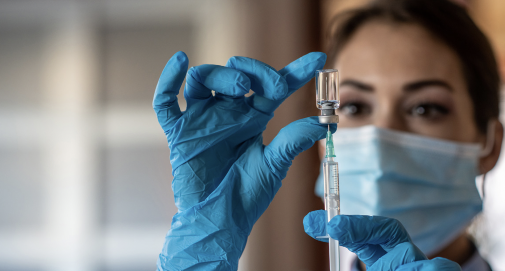 Минздрав зарегистрировал первую вакцину третьего поколения для .