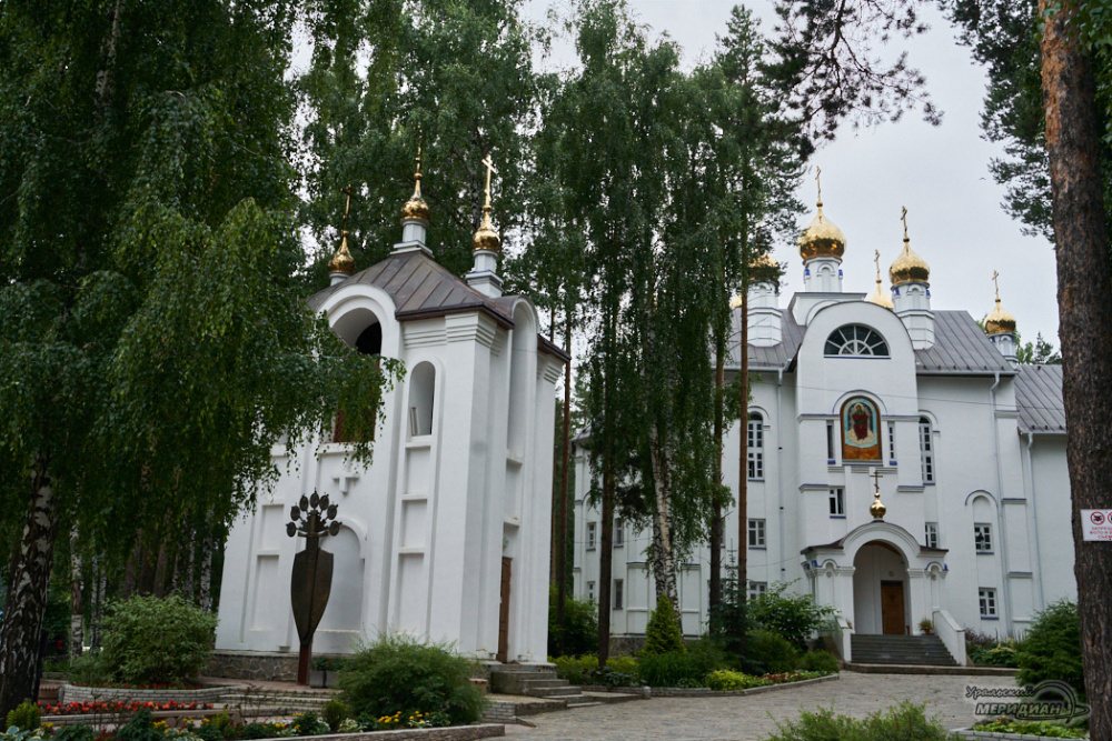 Монастырь пресвятой богородицы спорительница хлебов. Спорительница хлебов монастырь Среднеуральск. Монастырь в честь иконы Пресвятой Богородицы «Спорительница хлебов». Среднеуральский женский монастырь 2024. Скиты Среднеуральского женского монастыря.